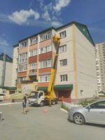 Аренда автовышки в Симферополе - фото на объекте, в работе