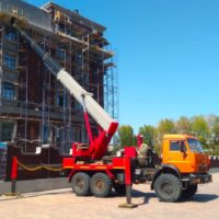 Аренда автовышки в Симферополе - фото на объекте, в работе